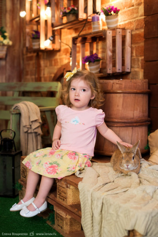 фотосессия деток с животными кроликами утятами